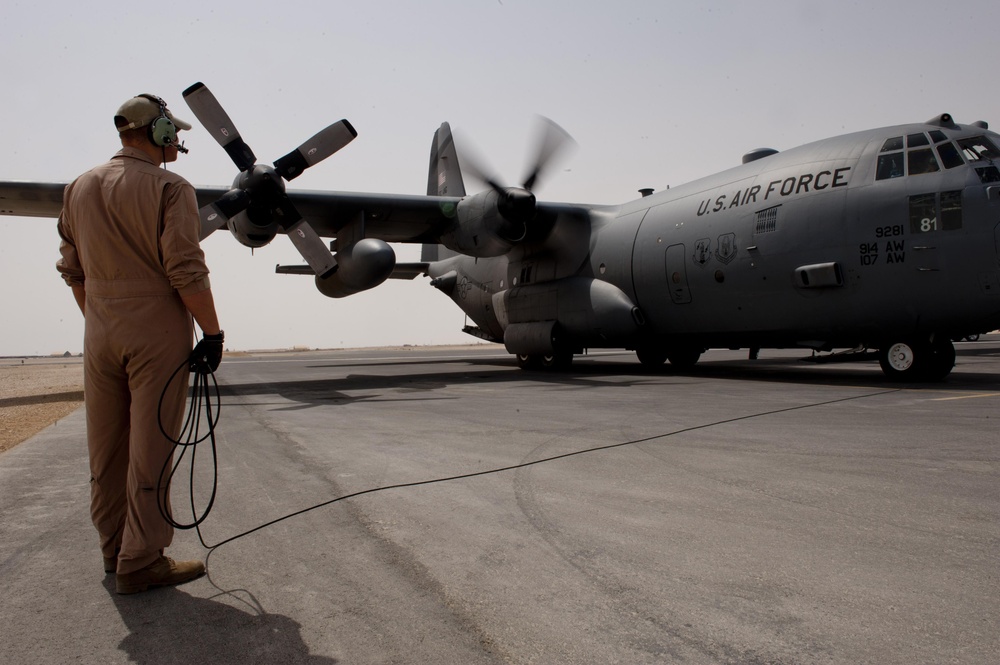 FAST support for C-130 air transport to HOA