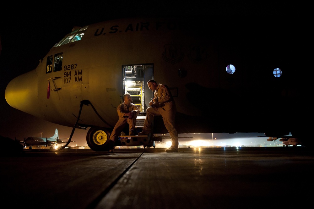 FAST support for C-130 air transport to HOA