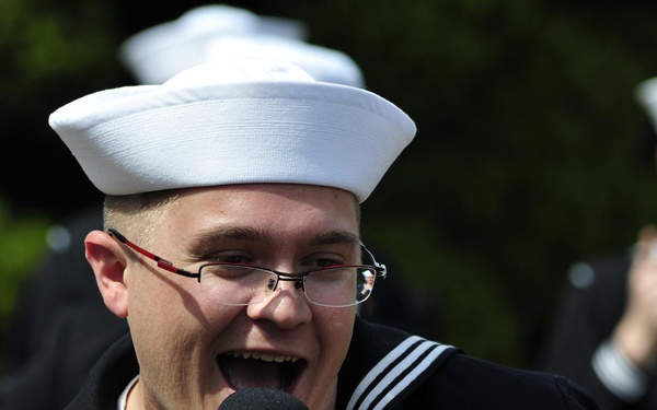 Sailors put on show in Korea