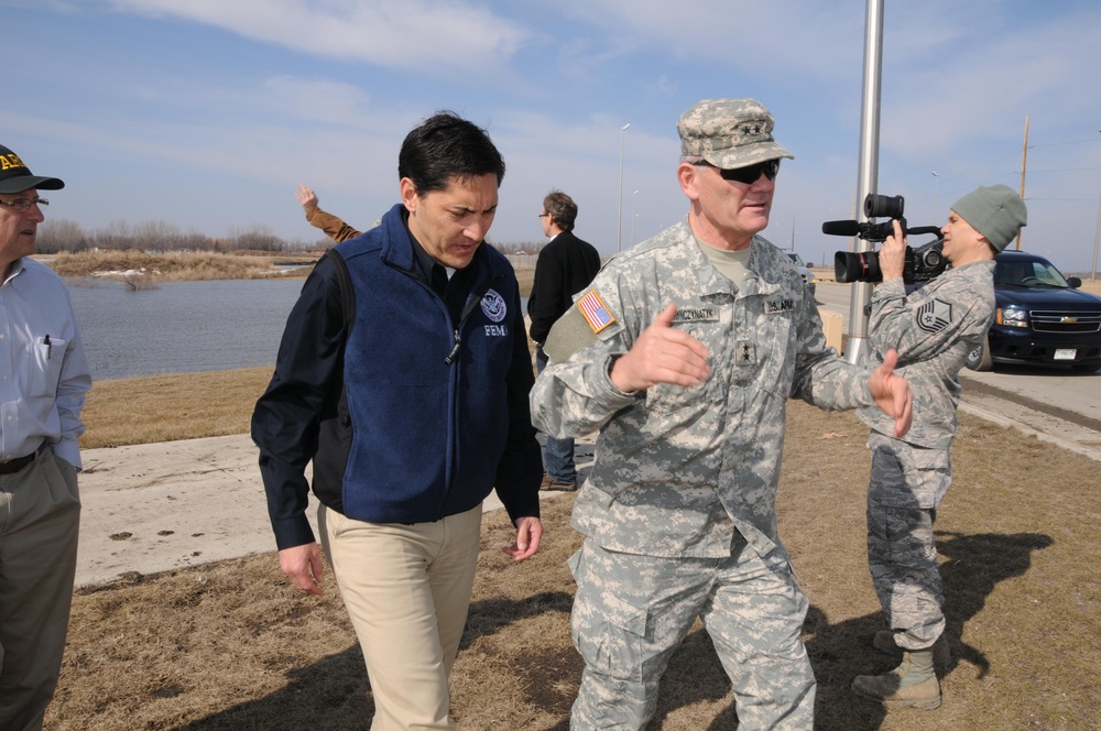 North Dakota adjutant general surveys Red River flooding