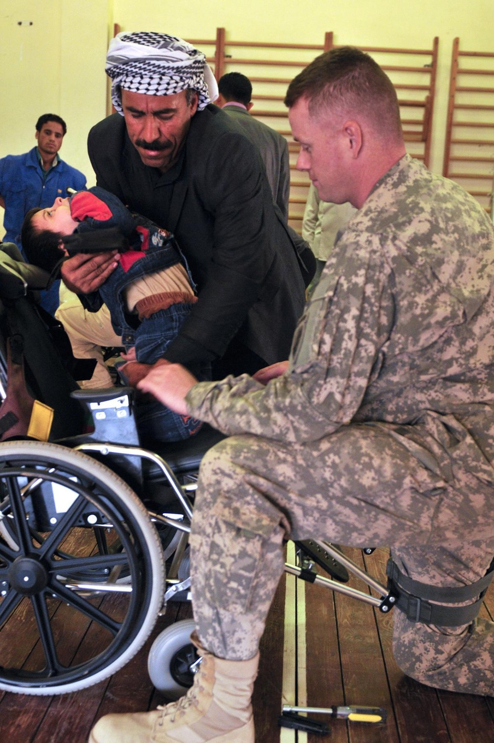'Wolfhounds,' PRT deliver pediatric wheelchairs to Tikrit Rehabilitation Hospital