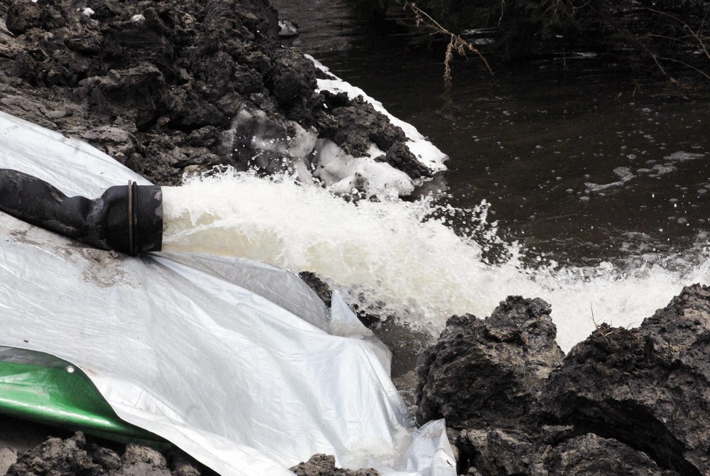 Minnesota Guard responds to Red River flood