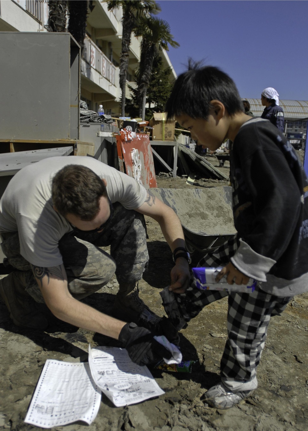 Japan school clean-up