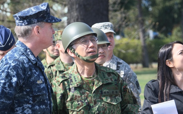 VIP Visit to Operation Tomodachi