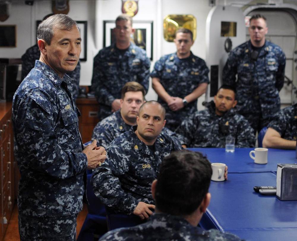 6th Fleet commander visits USS Monterey