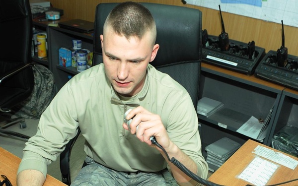 Mobility Airmen among team to 'shatter' deployed fuels record in Kyrgyzstan