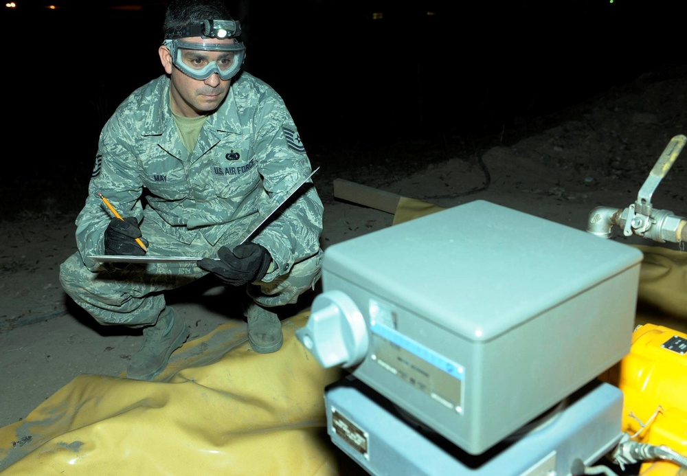 Mobility airmen among team to 'shatter' deployed fuels record in Kyrgyzstan