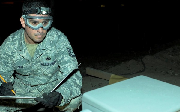 Mobility airmen among team to 'shatter' deployed fuels record in Kyrgyzstan