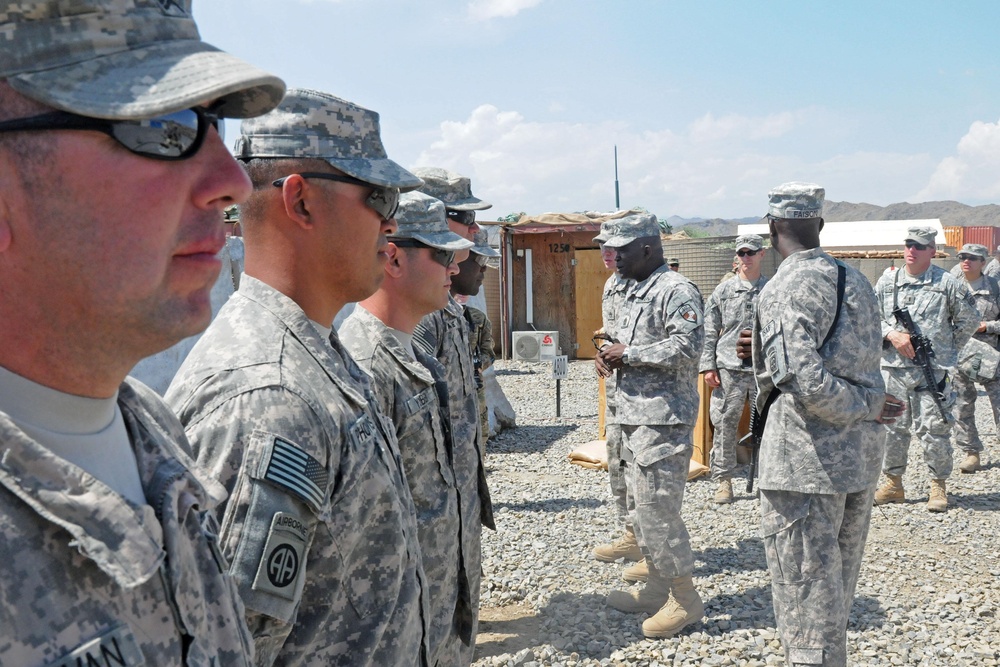 Soldiers perform proficiency drill in Khowst province