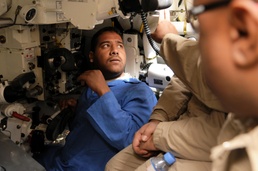 Iraqi Army Soldiers learn how to operate, maintain M1A1 tanks