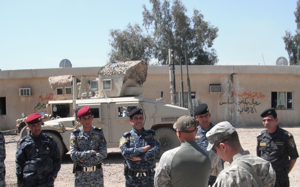 ‘Longknife’ Squadron trains 2nd IFP Div. on land navigation techniques, technologies