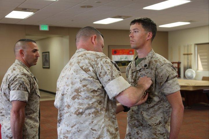 EOD Marines receive recognition for valor