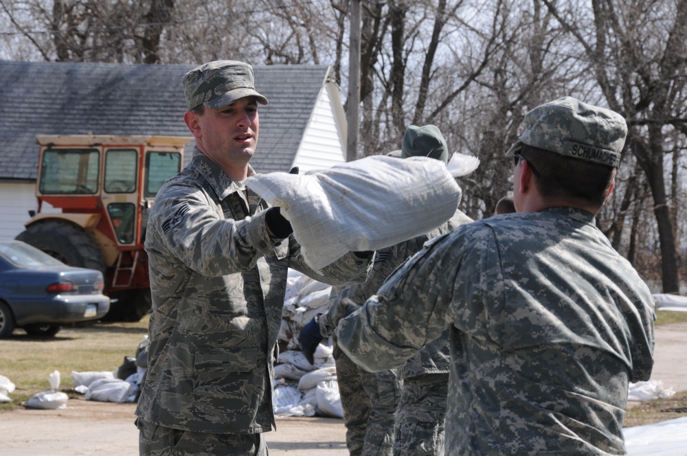 ND National Guard responds to flood emergency near Kindred