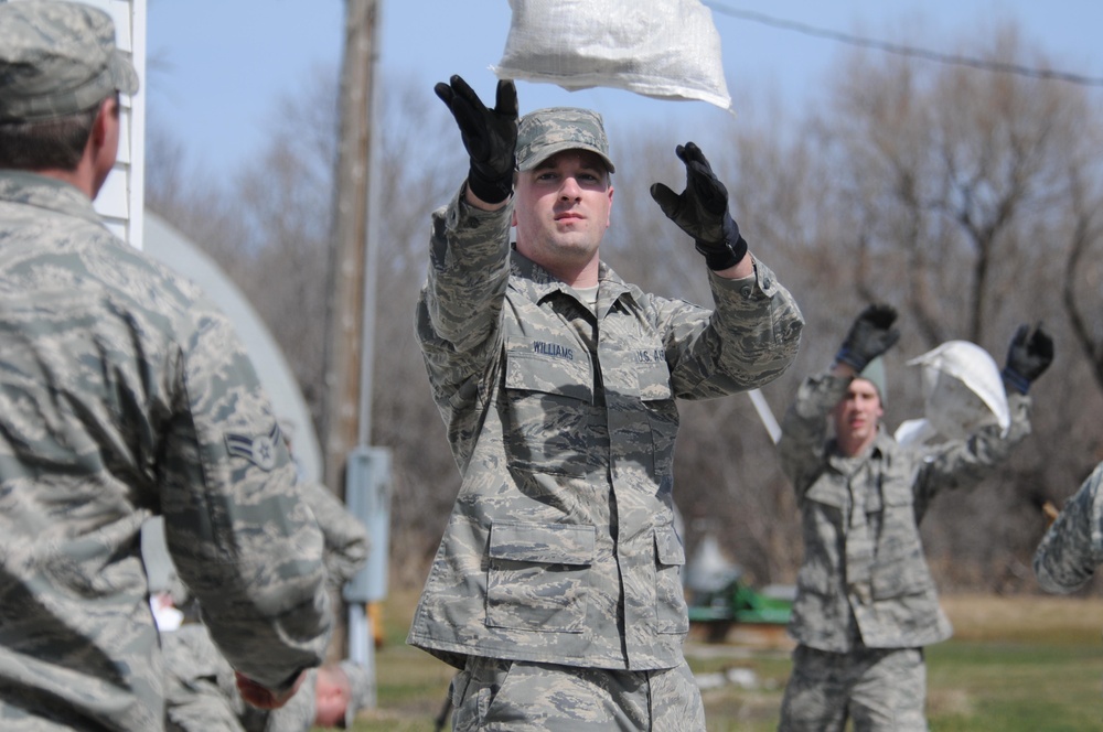 ND National Guard responds to flood emergency near Kindred