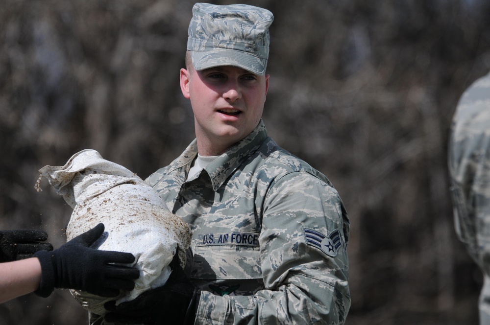 ND National Guard responds to flood emergency near Kindred