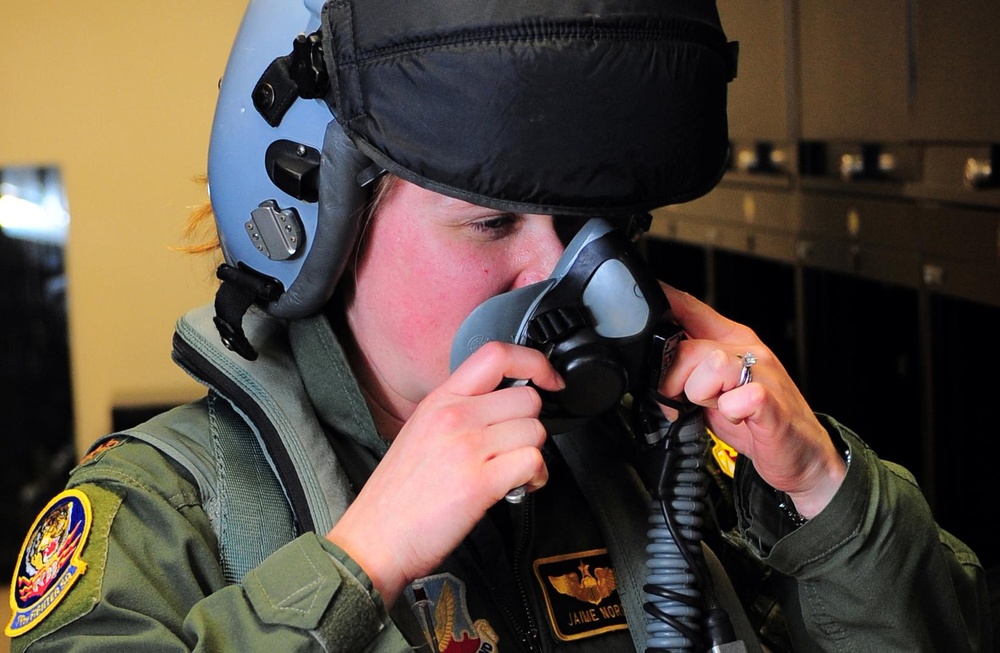 Female fighter pilots