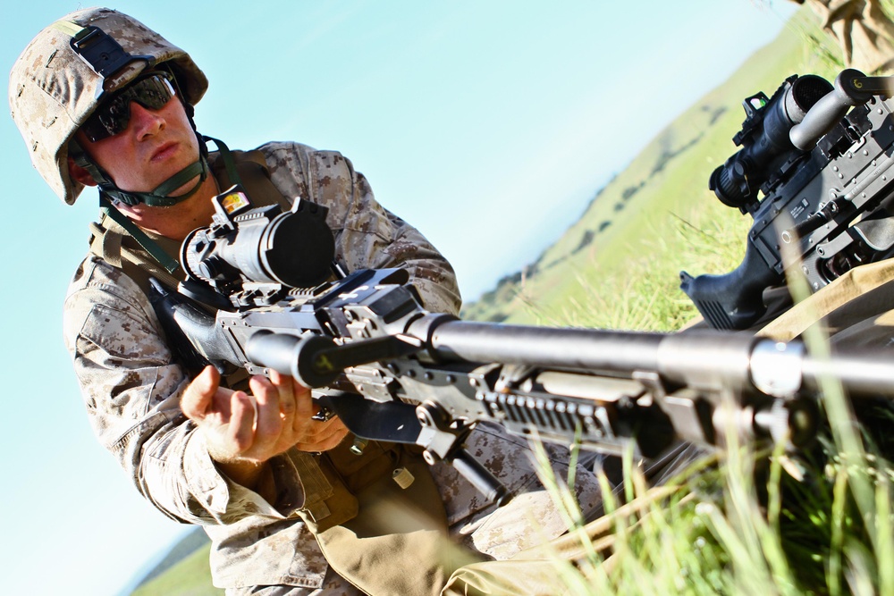 2/4 Marines reinforce skills during battalion field exercise