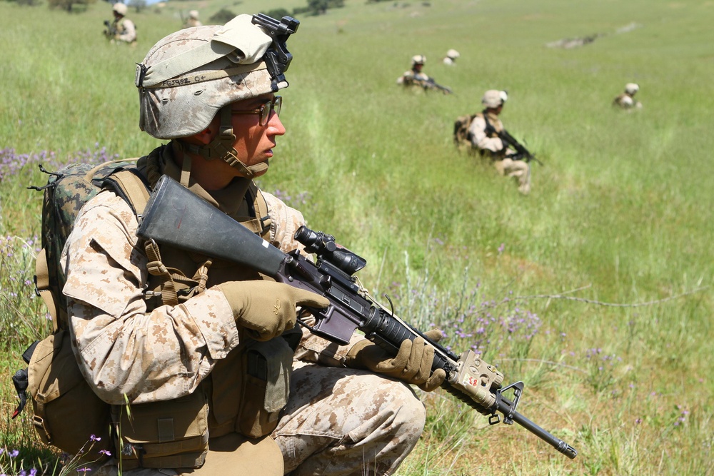 2/4 Marines reinforce skills during battalion field exercise