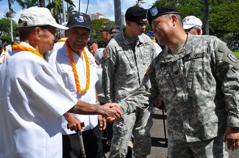 Reservists, veterans recreate historic World War II scene