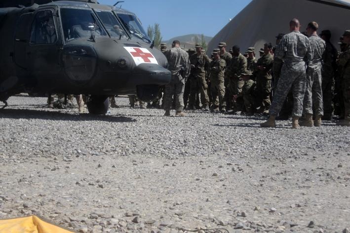 Troops receive 'Medical 101' training