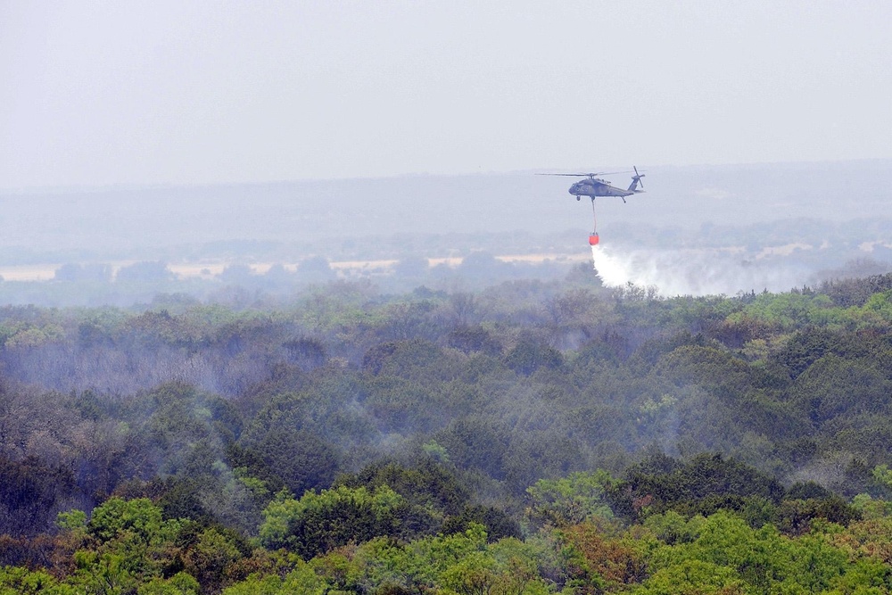 Texas Army National Guard Helicopters Respond to North Texas Wildfires