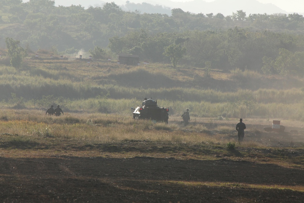 US, AFP service members demonstrate interoperability for Philippine President