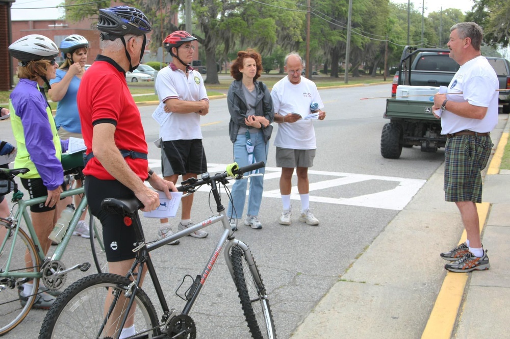 Iron Mike teaches locals Corps history