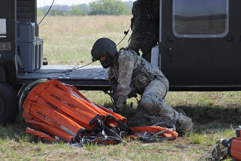 Texas National Guard Helps Fight Wildfires in North Texas