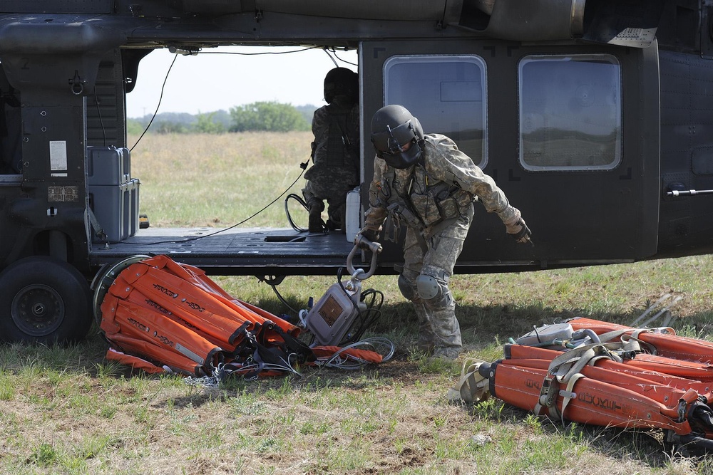 Texas National Guard Helps Fight Wildfires in North Texas