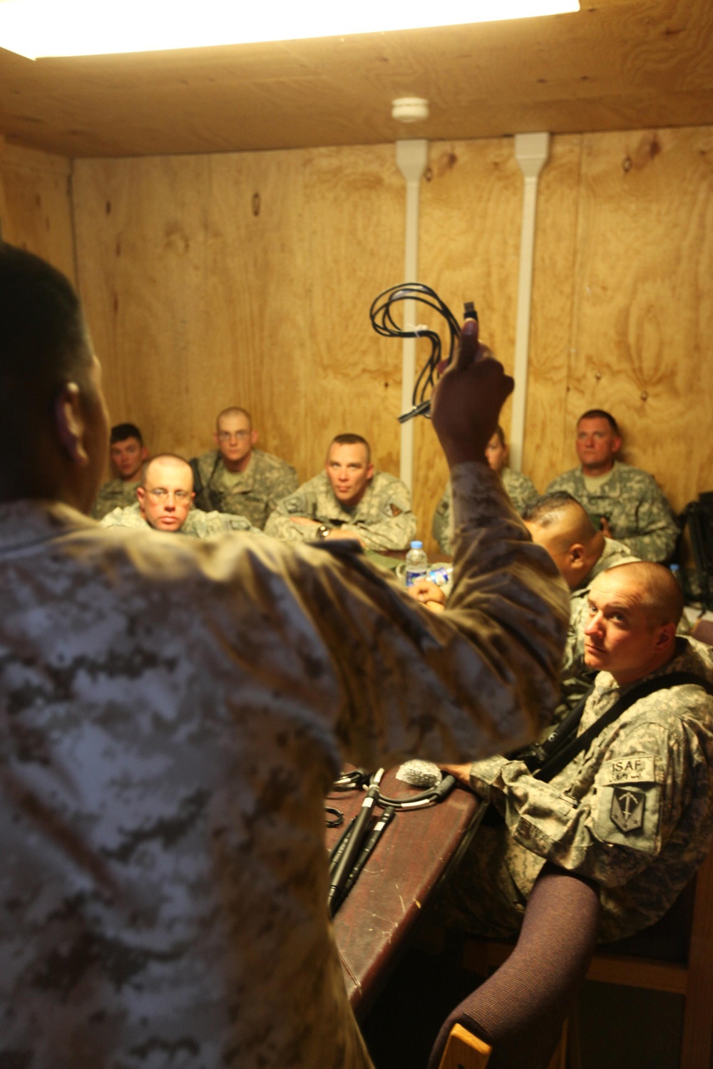 dvids-images-communications-marines-keep-soldiers-in-the-loop