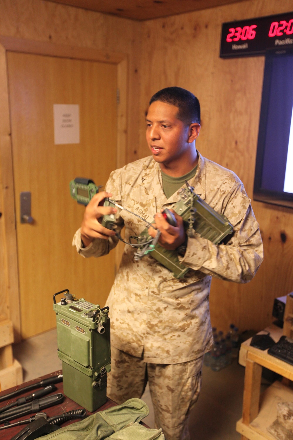 DVIDS Images Communications Marines Keep Soldiers In The Loop 