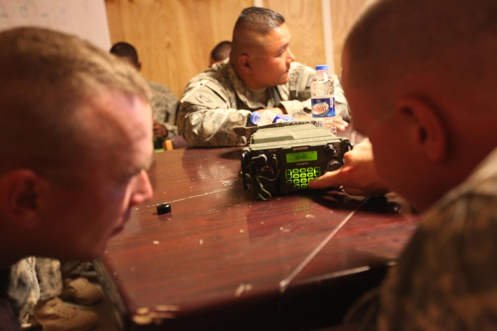 dvids-images-communications-marines-keep-soldiers-in-the-loop