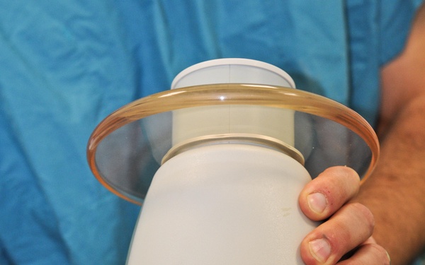 Deployed dentists test lightweight mobile X-ray system