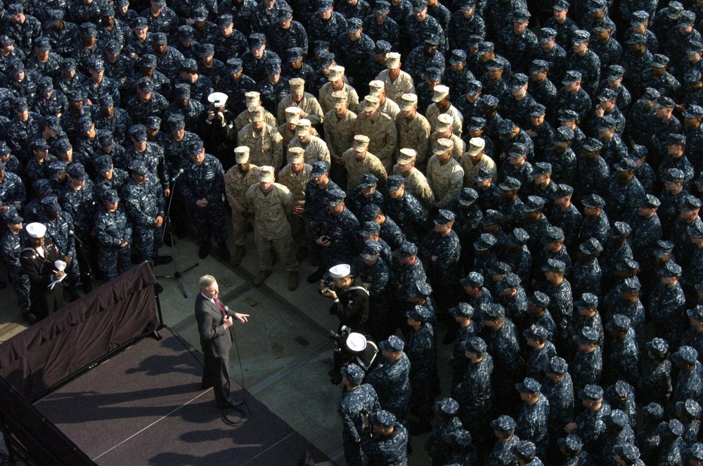 Secretary of the Navy Speaks at Commander, Fleet Activities Yokosuka