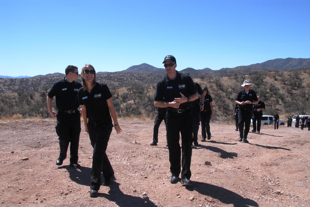 Arizona Guard supports ELDP for a day of training along the border