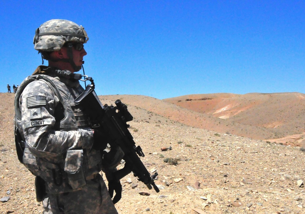 Task Force Gridley Soldier Pulls Security Cordon on UXO