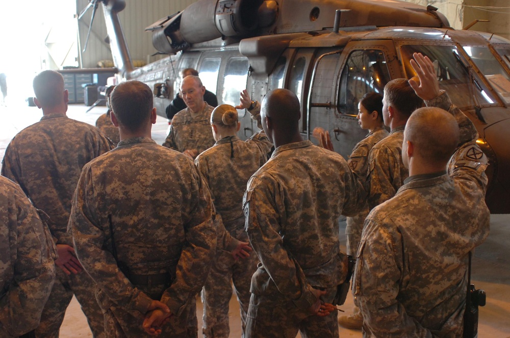 Army Chief of Staff recognizes TF Falcon medevac Soldiers for deploying after short dwell time