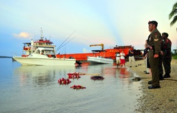 Pacific Partnership Continues to Set Firsts, US Navy Sailors Participate in Australian-New Zealand ANZAC Day Ceremony in Port Vila, Vanuatu