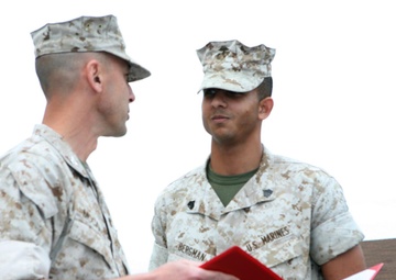 Hanahan, SC native recognized, awarded for being 2nd Marine Division’s Marine of the Year