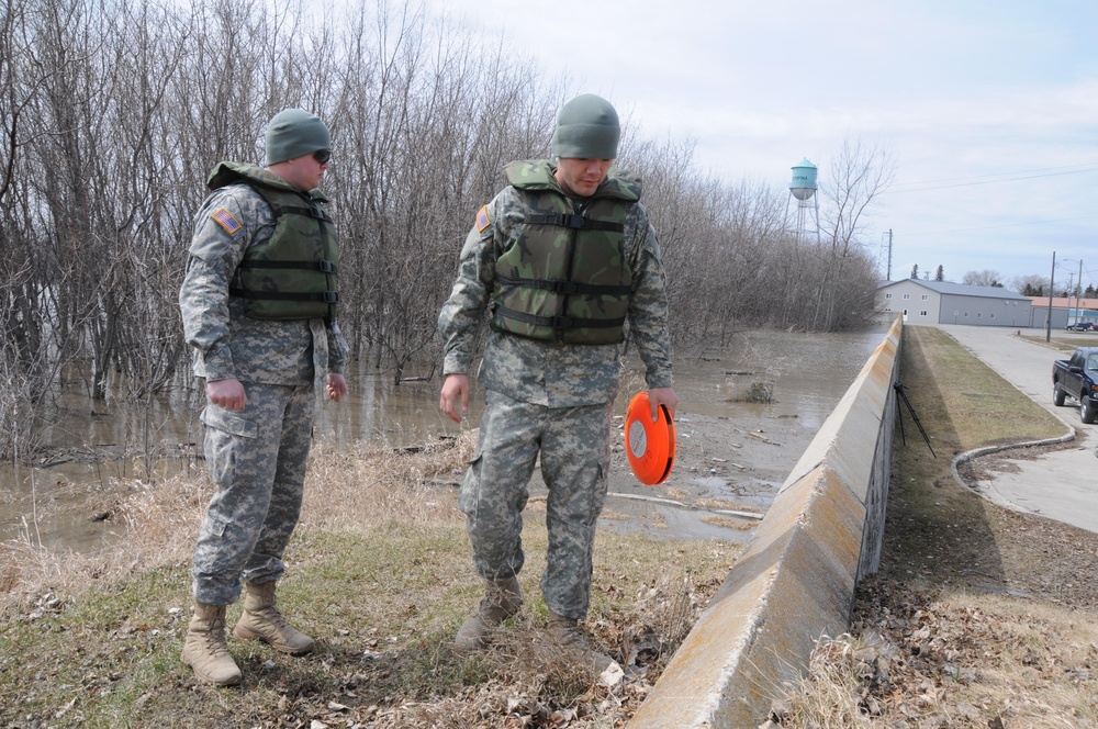 ND National Guard assisting with rural flood fight