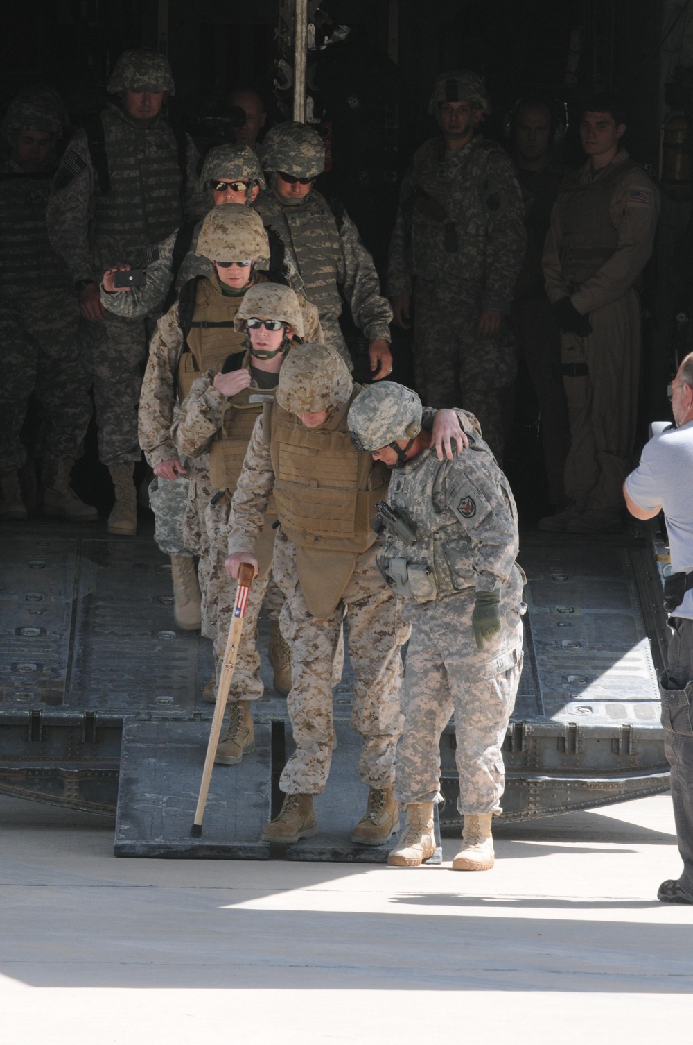 Wounded warriors return to Iraq for proper exit