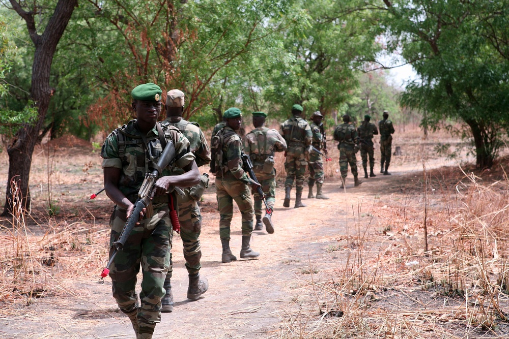 Marines, Senegalese commandos test immediate action skills during APS-11