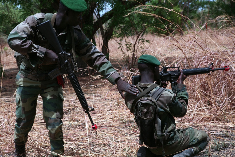 Marines, Senegalese commandos test immediate action skills during APS-11