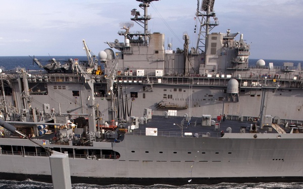 USS Whidbey Island Action