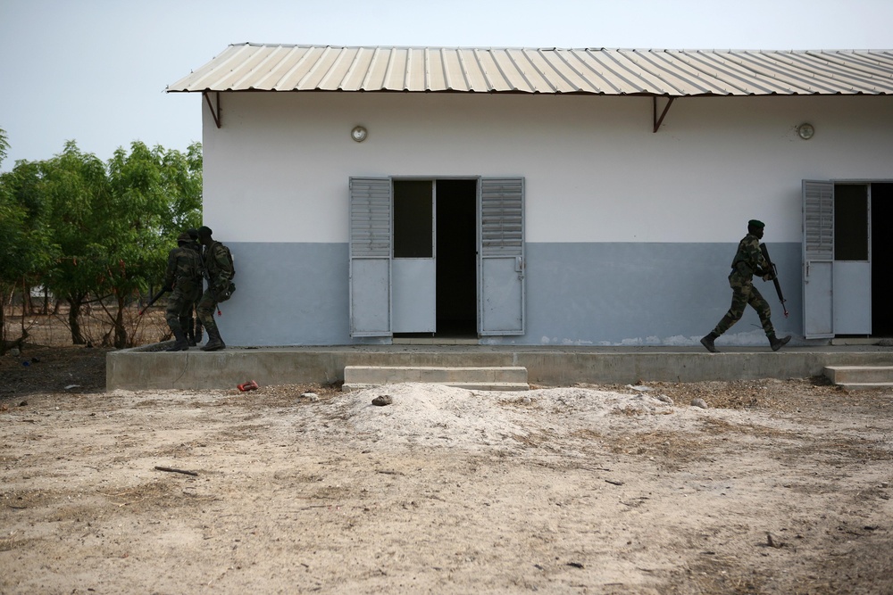 FinEx keeps APS 11 Marines, Senegalese commandos on their toes