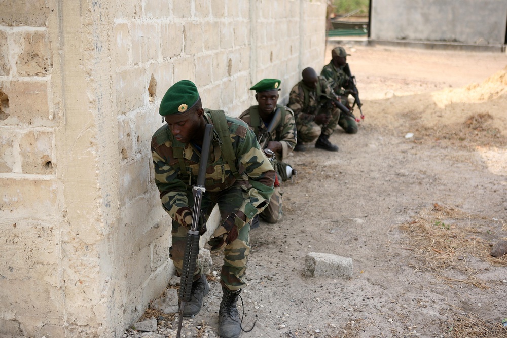 FinEx keeps APS 11 Marines, Senegalese commandos on their toes