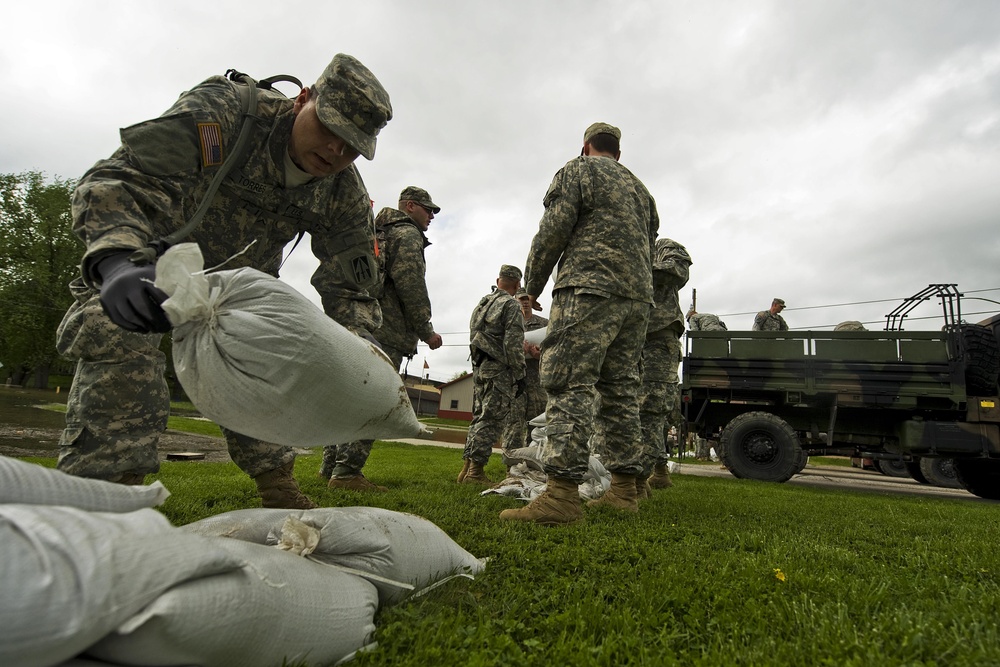 National Guard Sandbags Southern Indiana Rivers