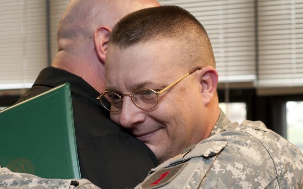 Fort Riley officer receives Purple Heart