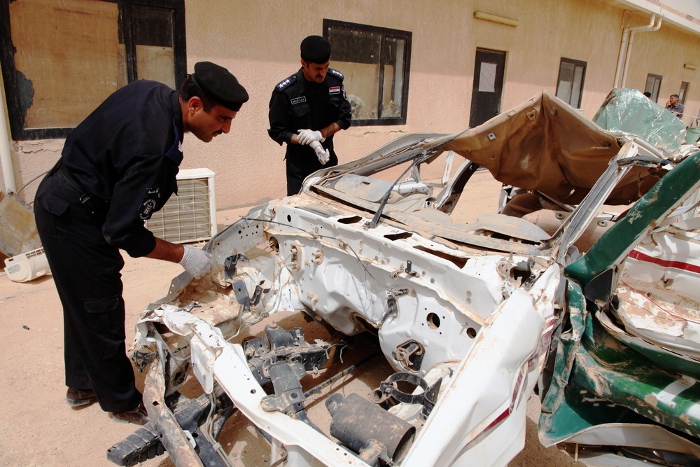 Iraq Police Training Exercise at Camp Kahlid