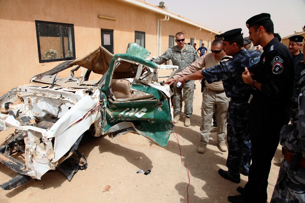 Iraq Police Training Exercise at Camp Kahlid